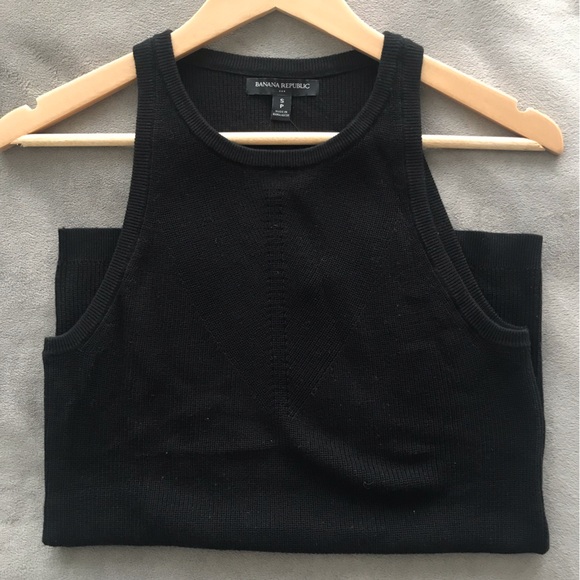 Over 60% off! Banana Republic Black Tank Top in Size Small NWT - Picture 5 of 5
